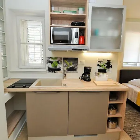 Studio Apartman Buba